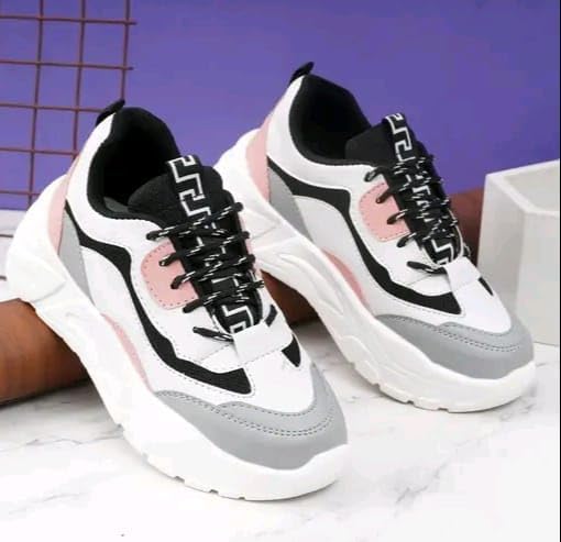Women Chunky Sneakers Lightweight Lace-Up Casual Sports Shoes Breathable Mesh Running Shoes - NID0163